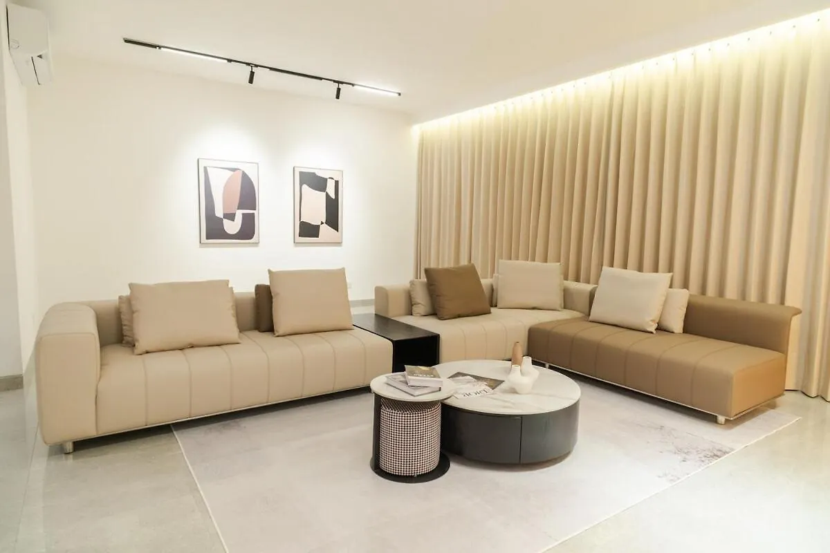 Nyaraló Georgetown Stylish Design Jacuzzi Ktv 5Br 16Pax D Villa Malajzia