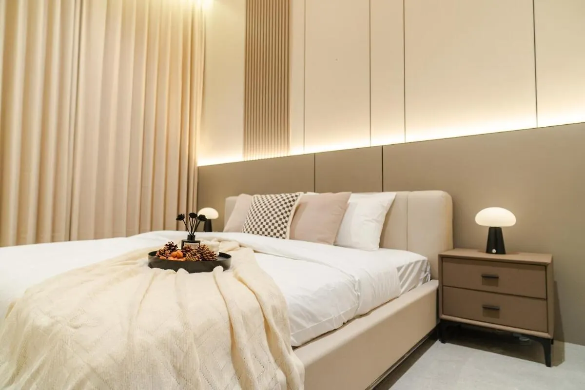 Georgetown Stylish Design Jacuzzi Ktv 5Br 16Pax D Villa 0*, George Town