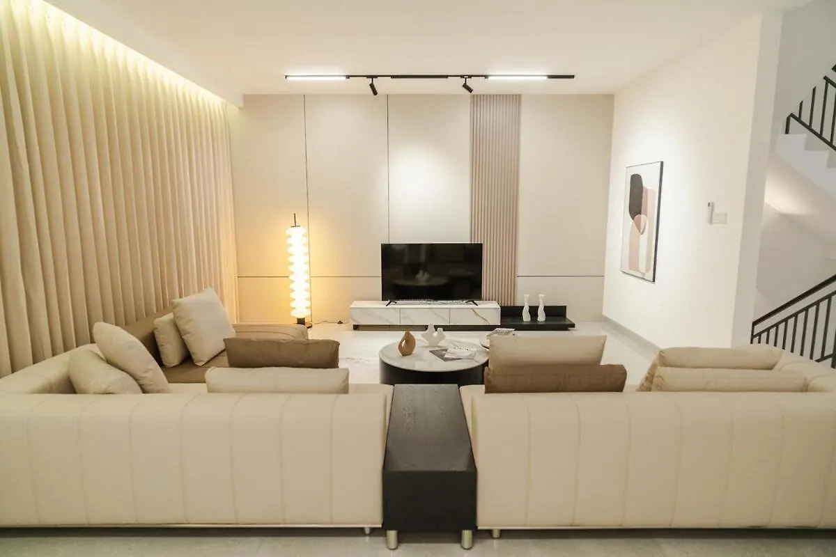 Georgetown Stylish Design Jacuzzi Ktv 5Br 16Pax D Villa