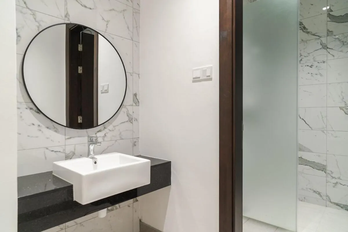 Georgetown Stylish Design Jacuzzi Ktv 5Br 16Pax D Villa 0*, George Town